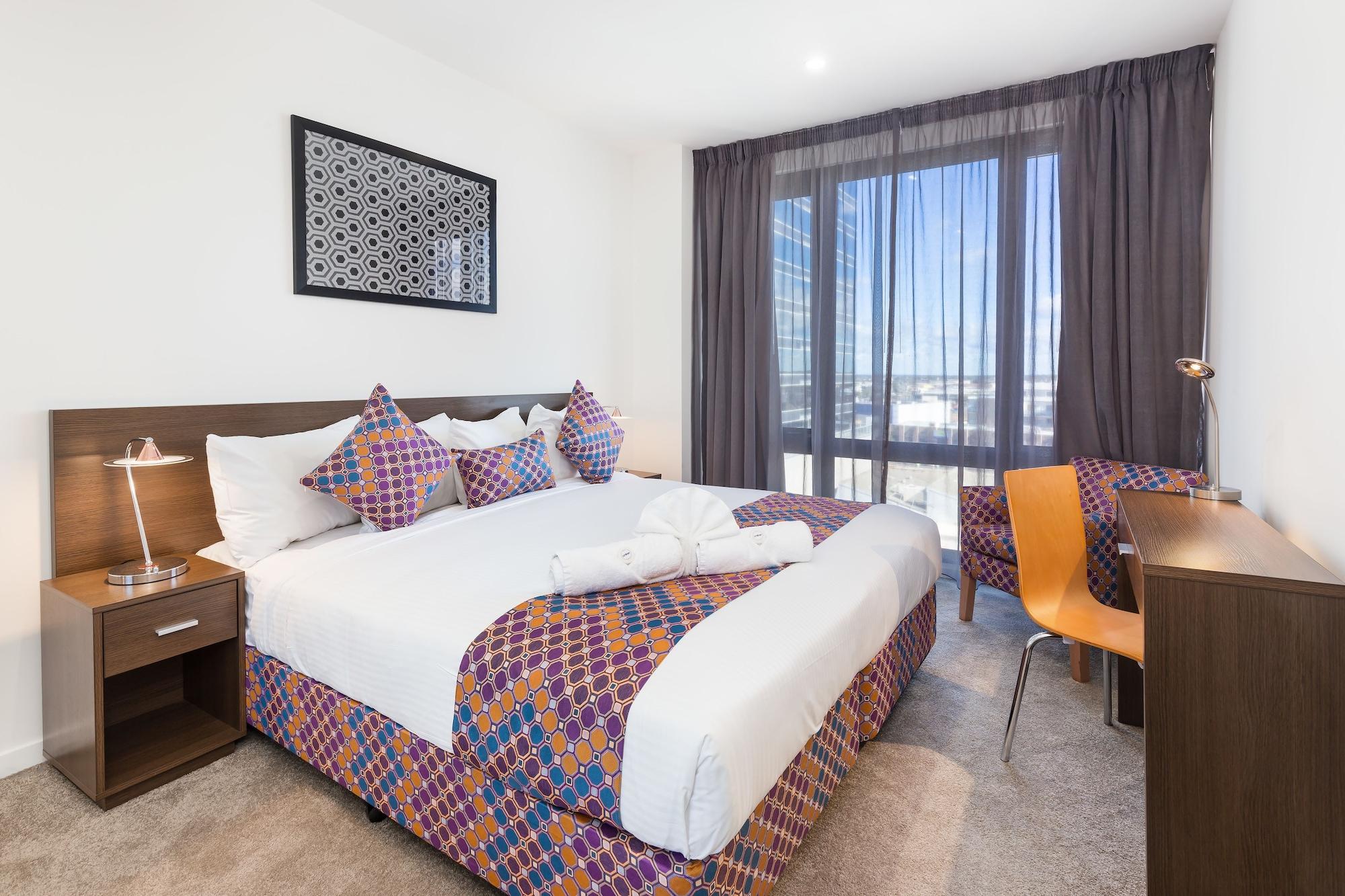 City Edge Dandenong Apartment Hotel Bagian luar foto